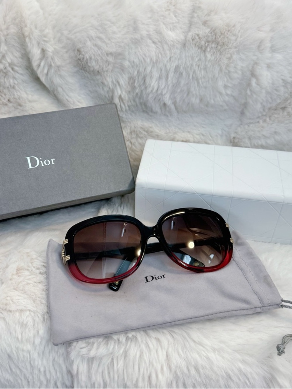 Christian Dior DiorGraphix3F Square Sunglasses in black and red